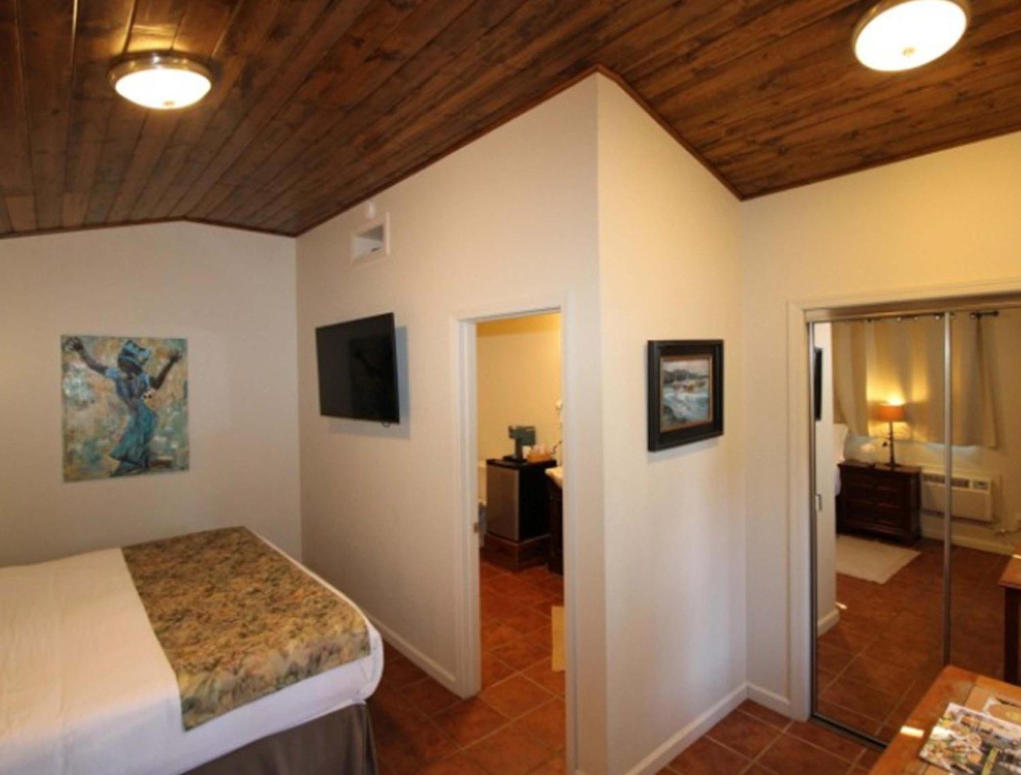 Back Bay Inn Los Osos Exteriör bild